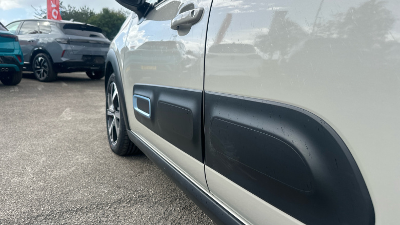 Citroen C3 1.2 PureTech Elle 5dr Petrol Hatchback